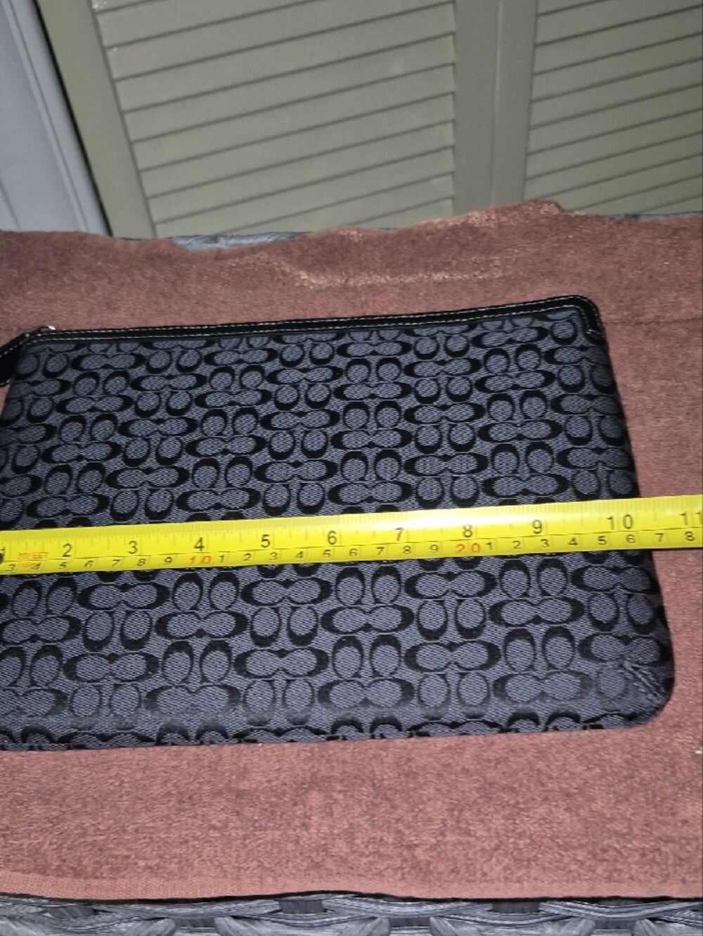 Coach  Black Signature Pattern Zip Pouch - Picture 2 of 6